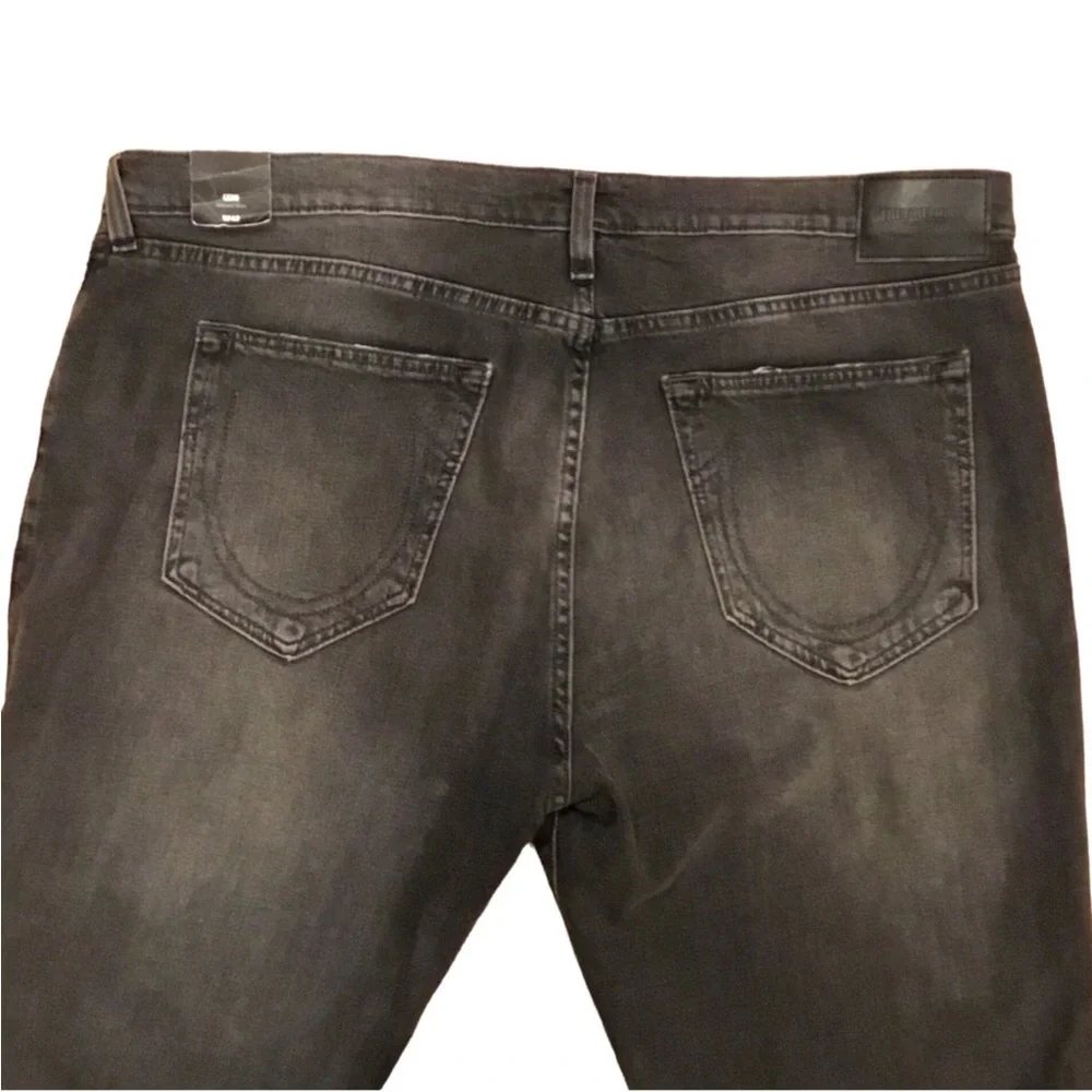 🆕 True Religion GENO Jeans 42 x 34 Big & Tall Relaxed Slim Renegade Asphalt Wash
